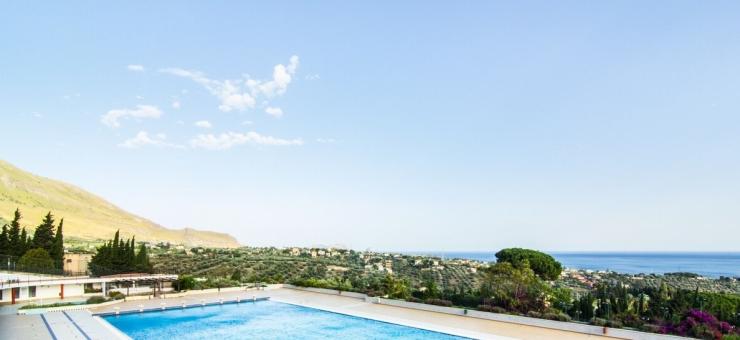 BOOK YOUR HOLIDAY IN SICILY